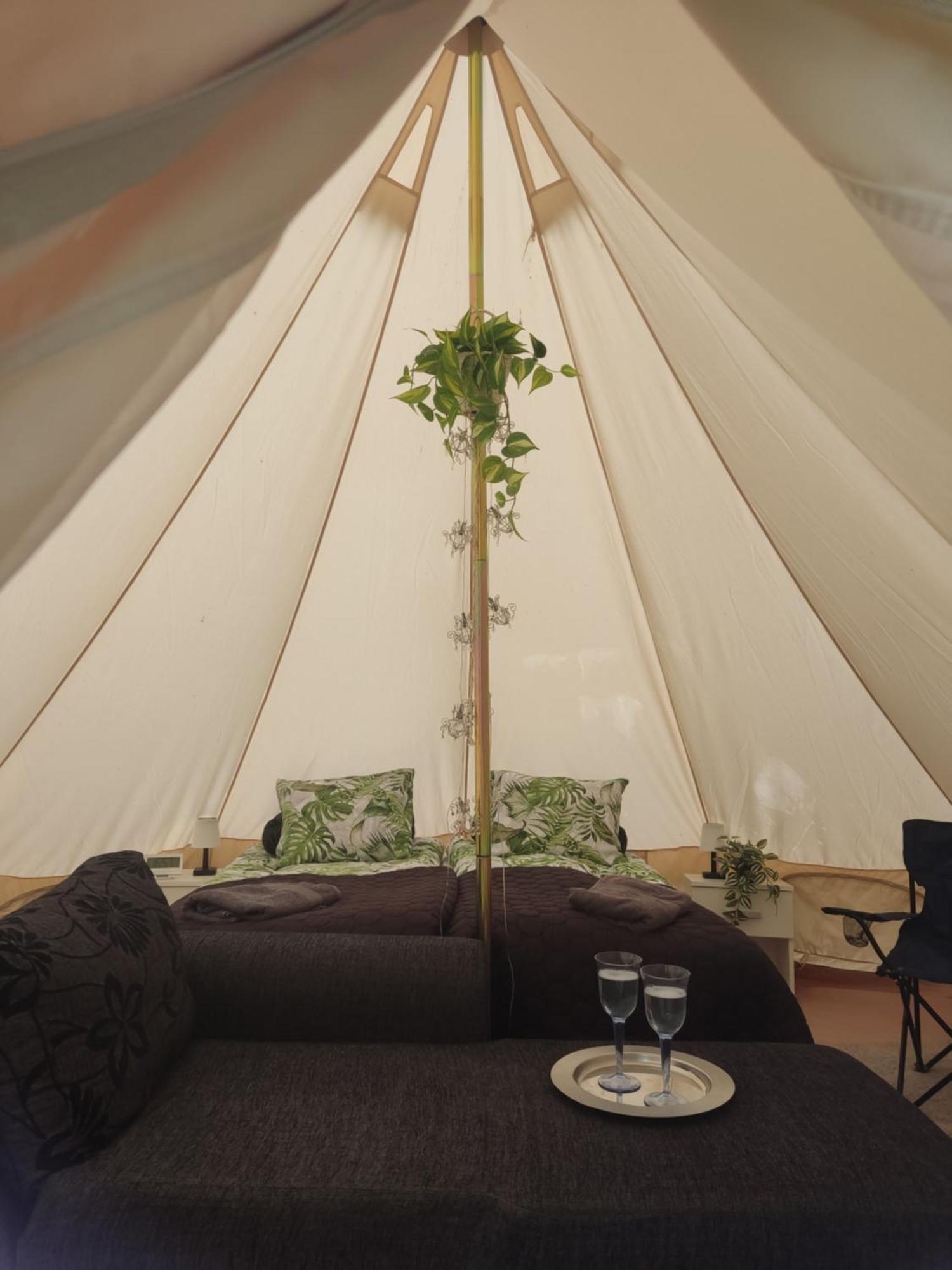 Koskentien Kotimajoitus & Luxury Glamping Apartamento Jämsä Exterior foto