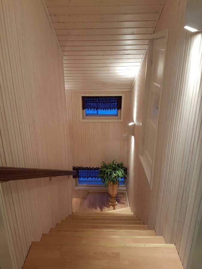 Koskentien Kotimajoitus & Luxury Glamping Apartamento Jämsä Exterior foto